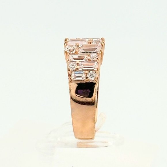 Beautiful 1.7ct White Topaz Baguette Ring - Sz 7 - 14kt Rose Gold Over Sterling - Picture 2 of 12